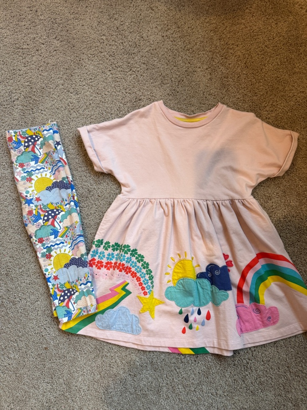 Mini Boden Weather tunic with matching capri’s.